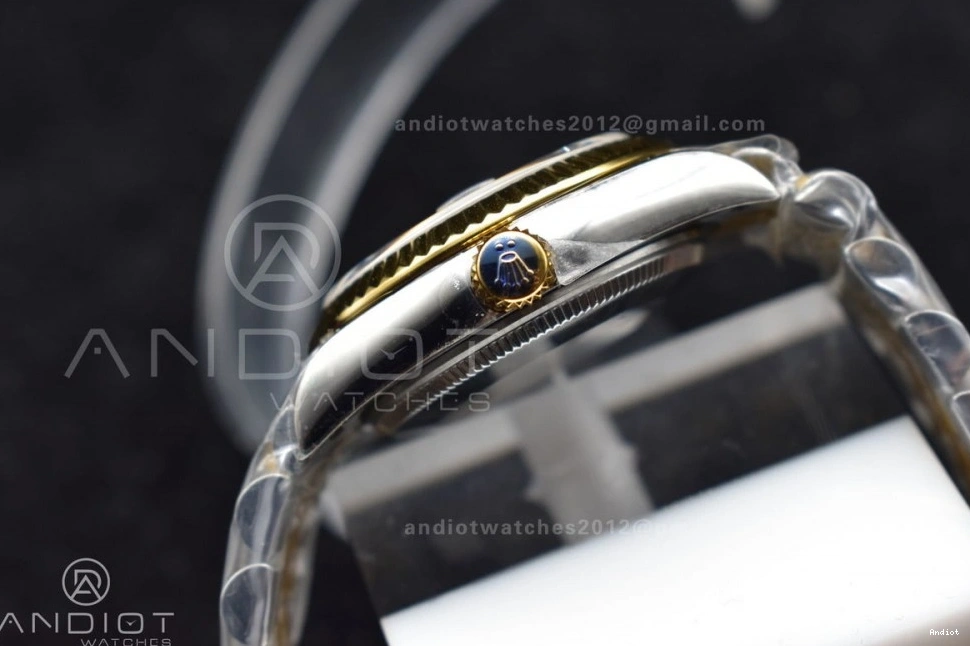 Fluted Syle Green Bezel and President DateJust Dial WF Markers 31 316L Steel Ladies Bracelet 278289 on 0118